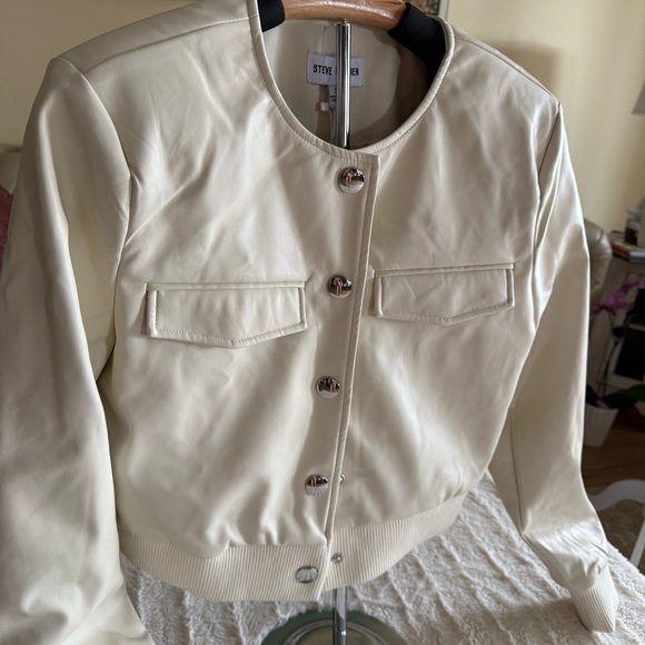 ⭐️Steve Madden Cream bomber Jacket - Picture 2 of 11
